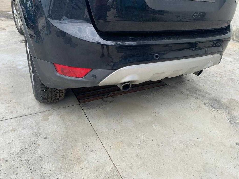 Dezmembrez Ford KUGA 1 2.0D/stopuri/usa/bara/haion/interior/roti/volan/navi/comenzi