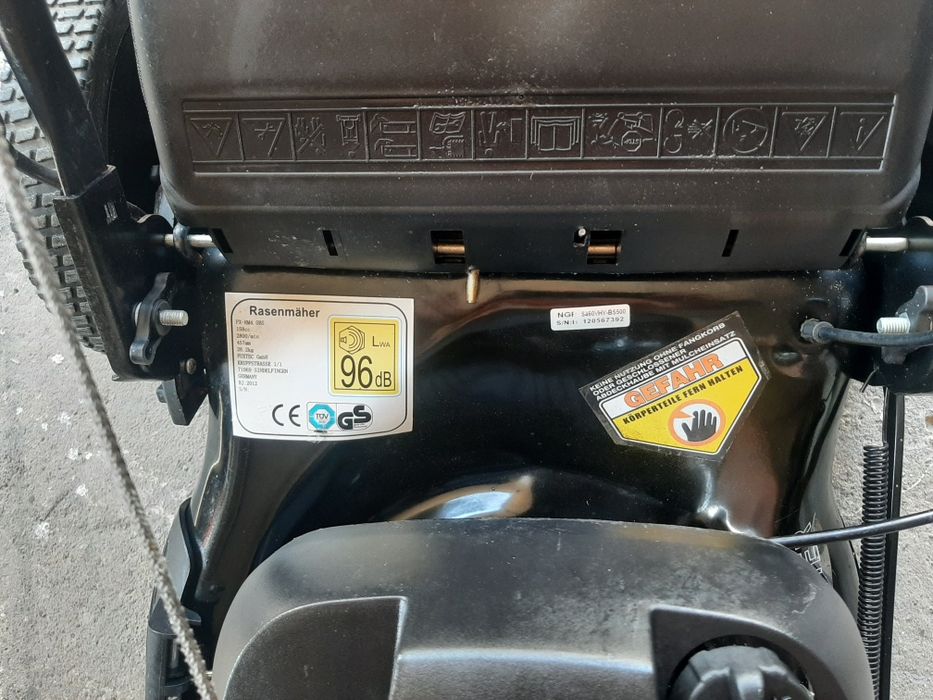 Masina de tuns iarba nemtesc cu motor benzina 4timpi Brigs seria 500
