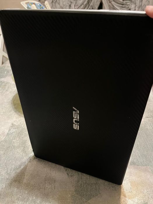 Продам ноутбук ASUS Core i7 / GeForce GTX 850M