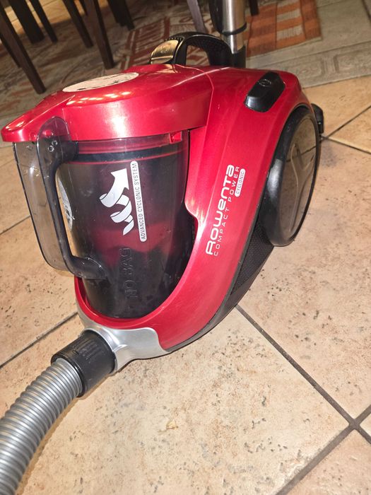 Прахосмукачка Rowenta compact power cyclonic