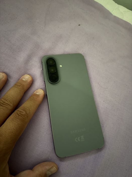 Samsung galaxy A57