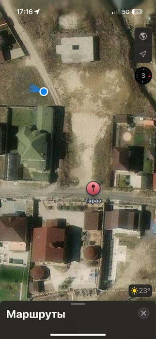 Участок с видом на город