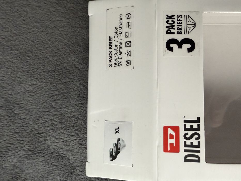 Diesel Umbr set 3 chiloti negru-negru-alb marimea XL noi originali