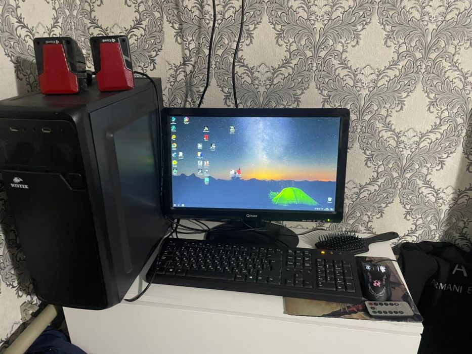 Продам компьютер .