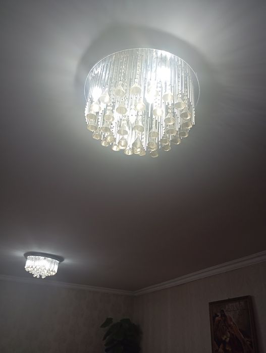 Продам  люстры в хорошем состоянии