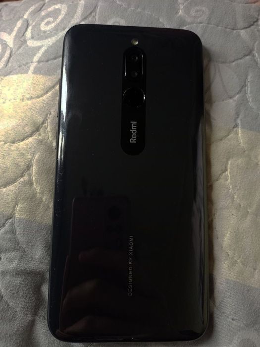 Redmi  8 black xolati ideal