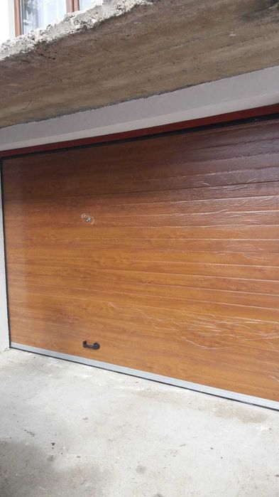 uși de garaj automatizate