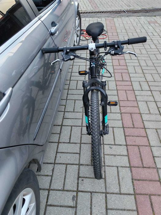 Vând bicicleta 1 an folosita în stare perfecta de funcționare