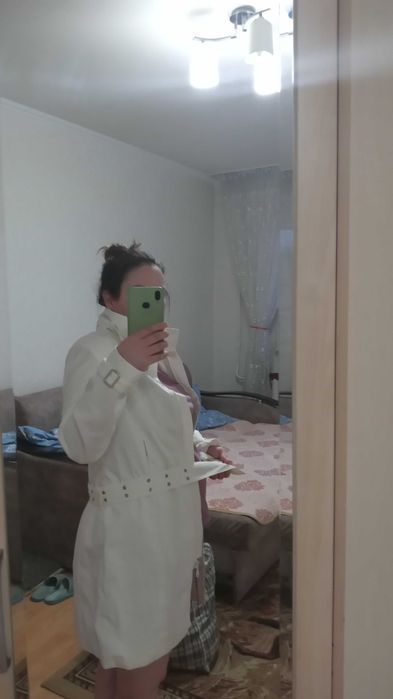 Тренч Белый плащ