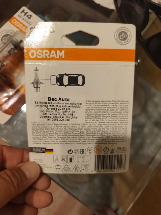 Vând 2 becuri H4 OsraM 12 V 60/55w