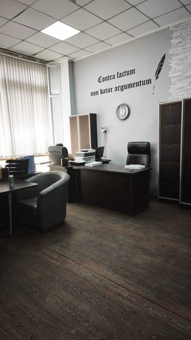 Продам офис в универсаме