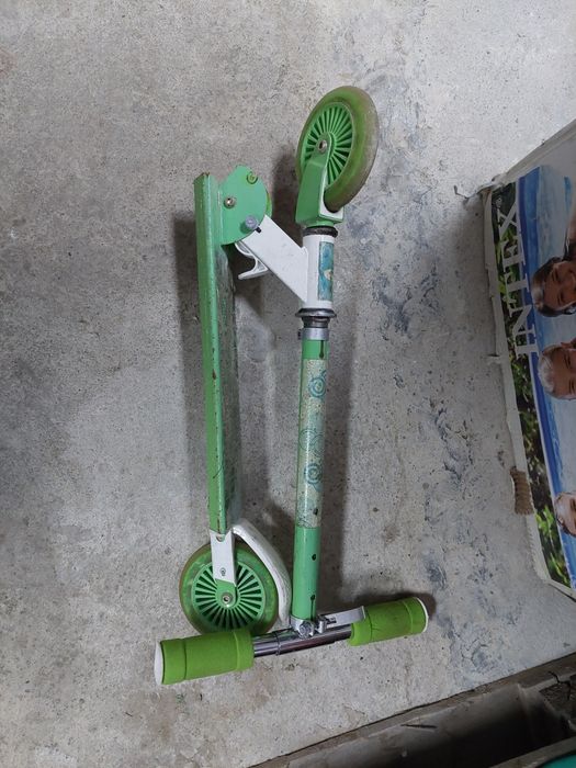 Сгъваема детска тротинетка