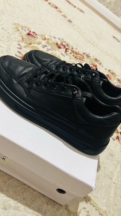 Аяк киiм ер баланын