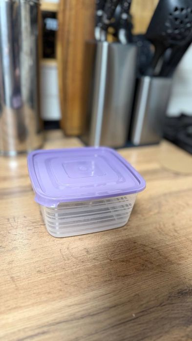 Контейнер пластиковый