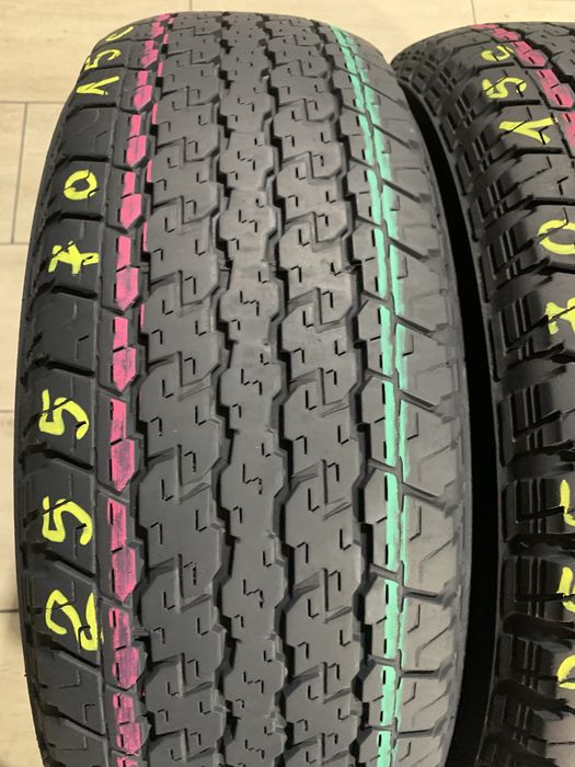 255 70 15 C anvelope M+S