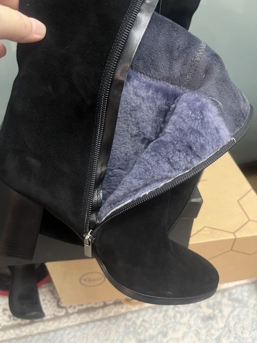 Продам зимние сапоги