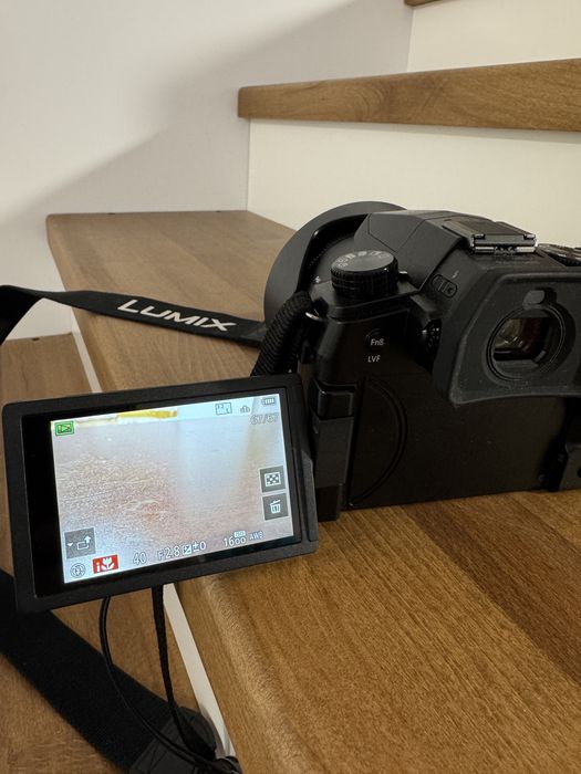 Panasonic Lumix FZ10002