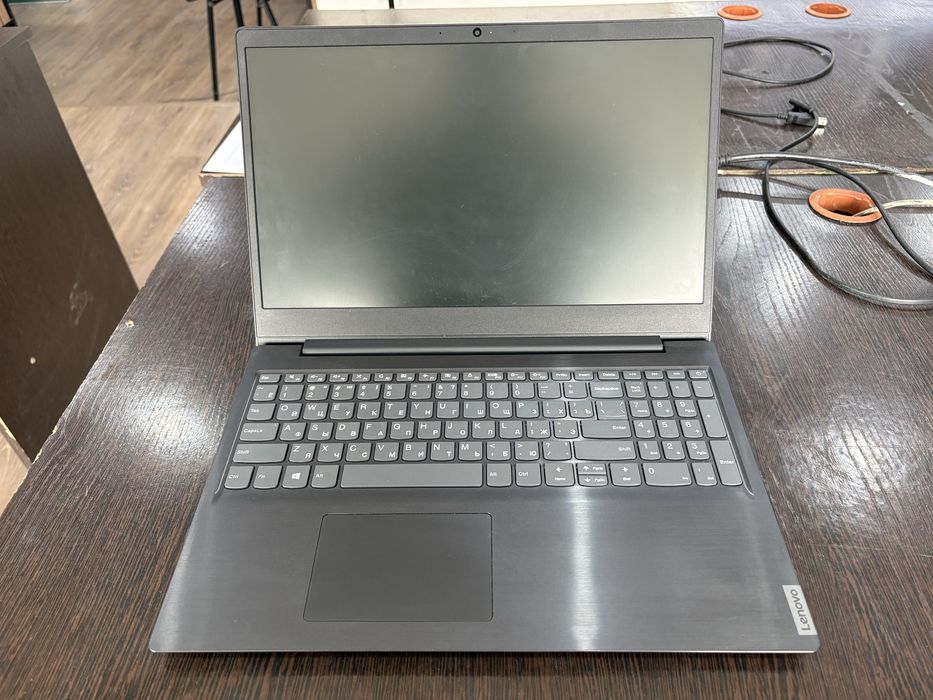 Lenovo IdeaPad S145-15AST