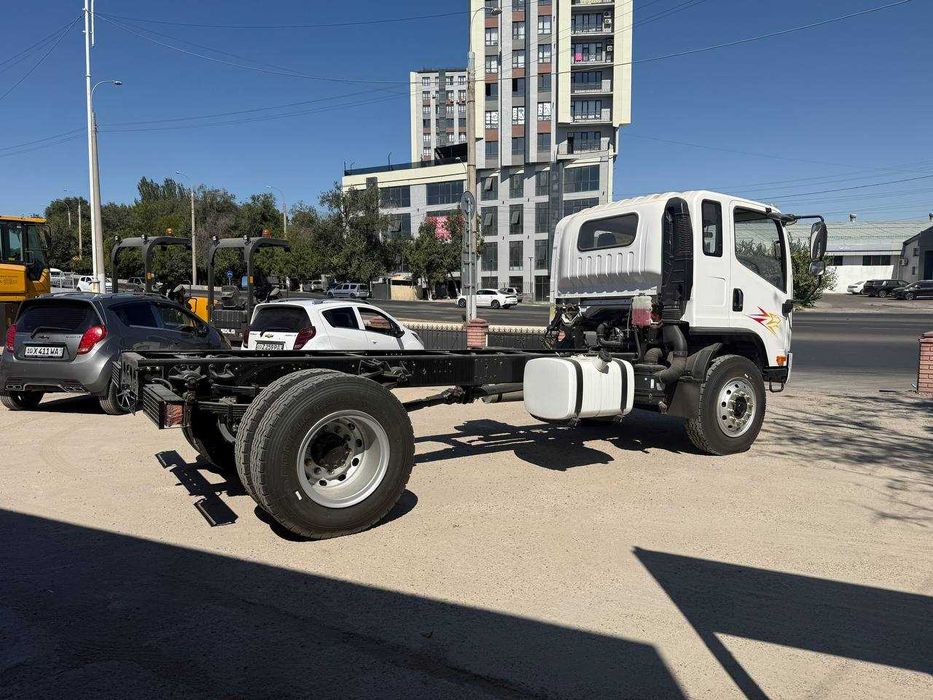 в наличие! Шасси FAW Tiger V (12 т)