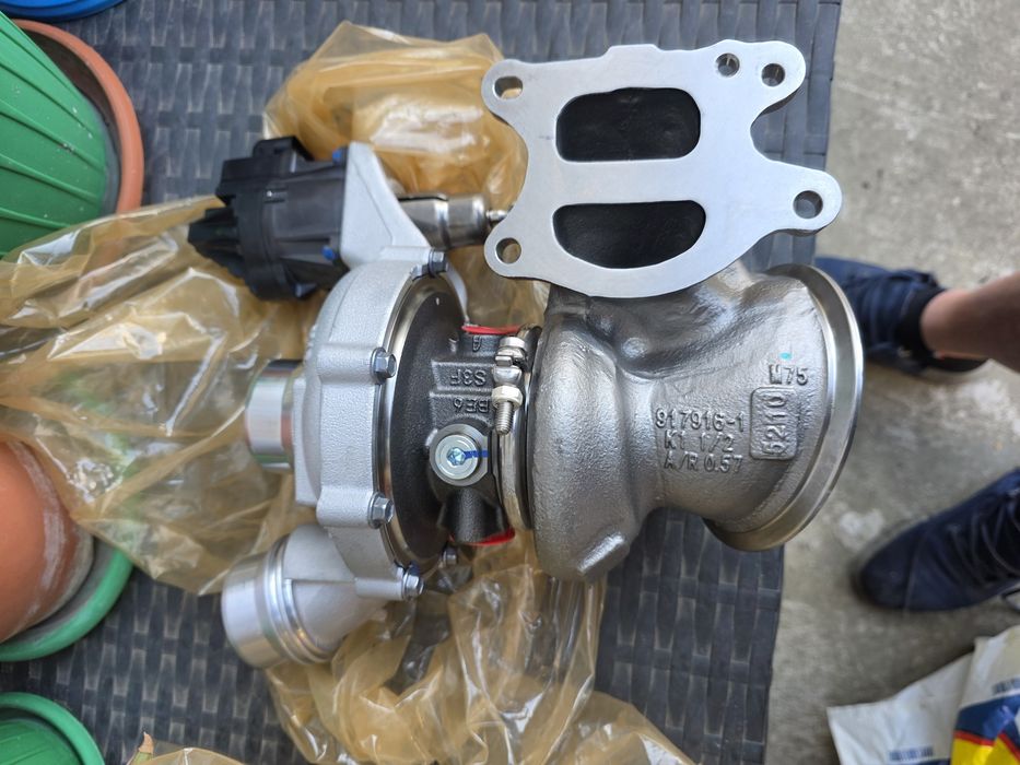 Turbina bmw 8 662 071  merge la motoru benzina  b48c b48x