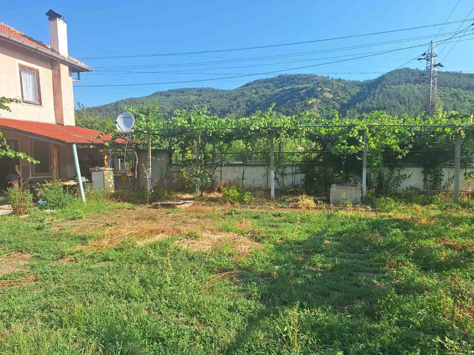 Продава се Къща в с. Драговищица, Област Кюстендил - 120 кв.м за 340 €/кв.м - Снимка #4