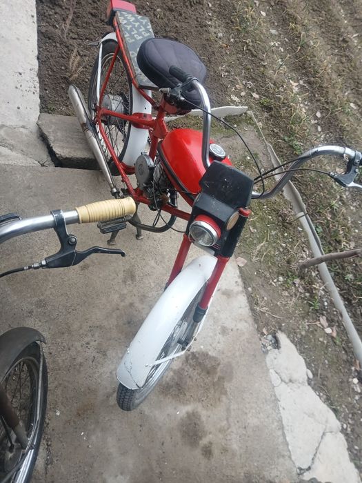 Motor miniski sotiladi 2 si xam
150kub 120km rasxoʻt 100/5litr
Yo
