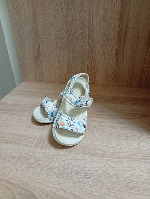 Детски сандали номер 26