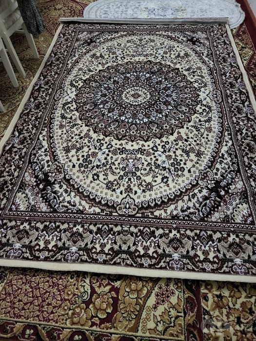 Gilam sotiladi arson 3x2m