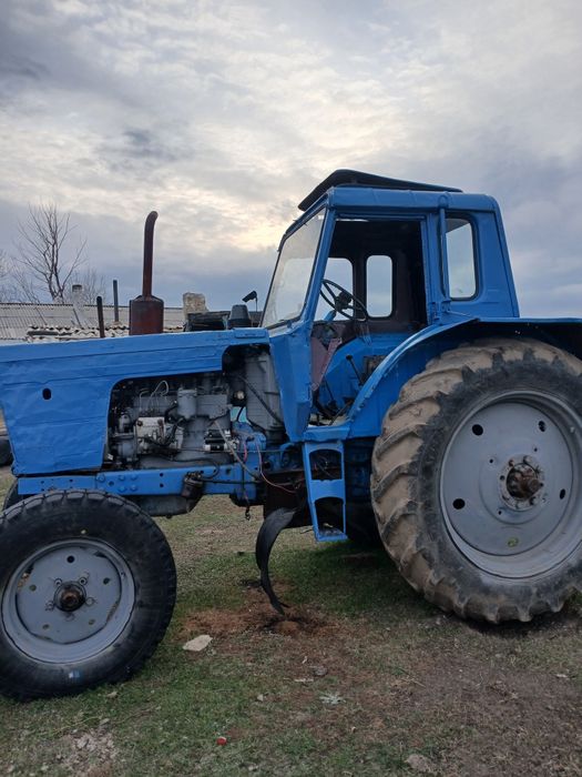 Продаётся МТЗ 80 с кумом с касилкой