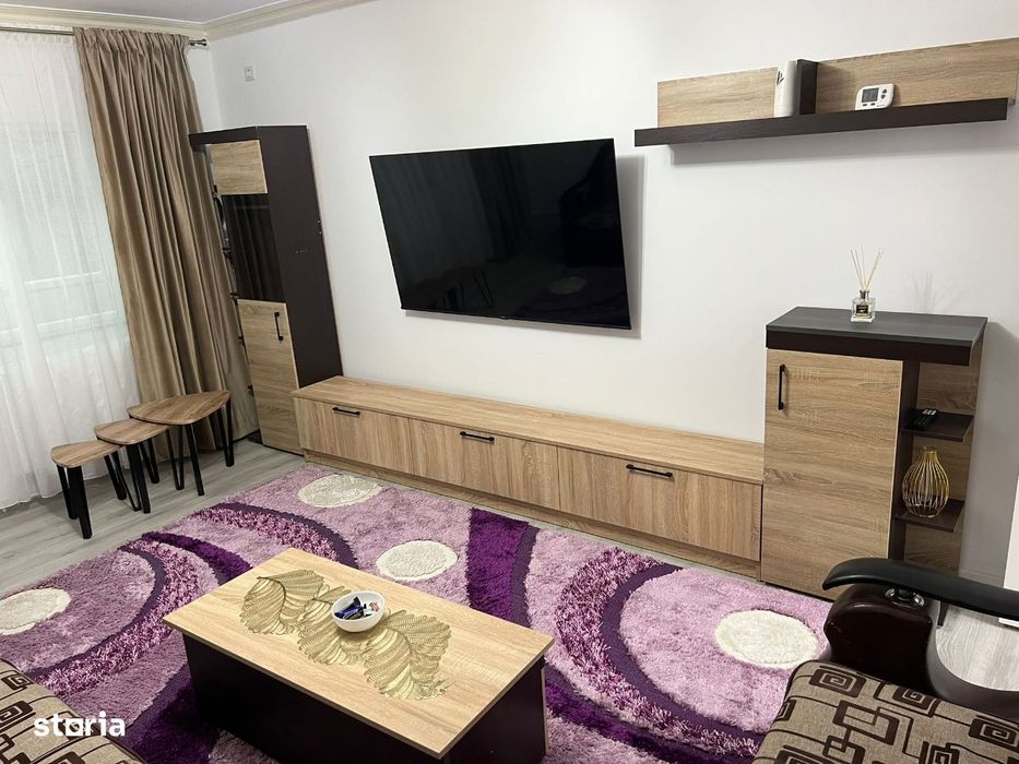 3 cam dec 80 mp living plus 2 dormitoare zona alexandru cel bun 550 e