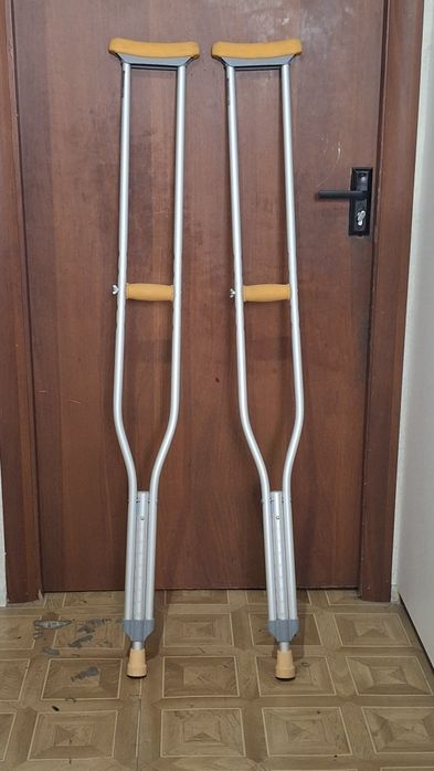 Костыли подмышечные