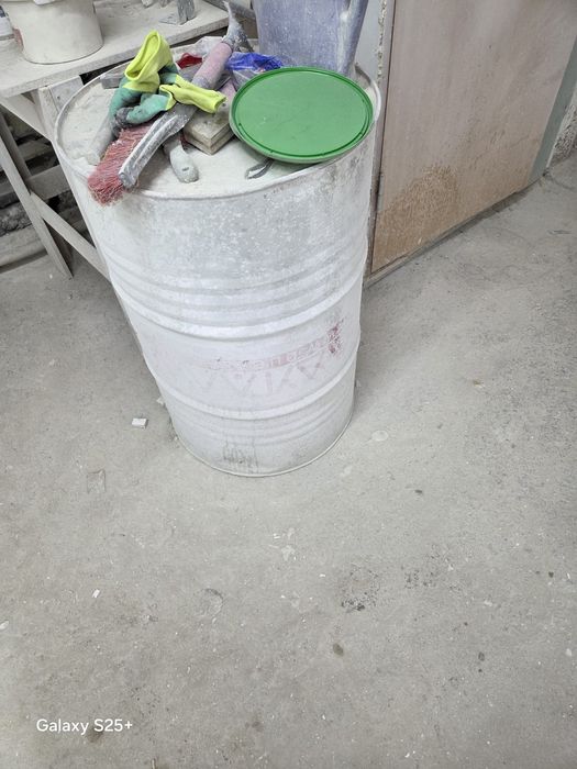 Бочка 200 литров под масло б/у