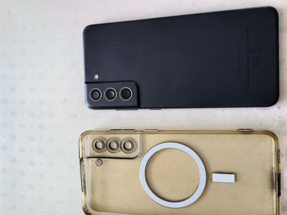 Продам Samsung s21fe