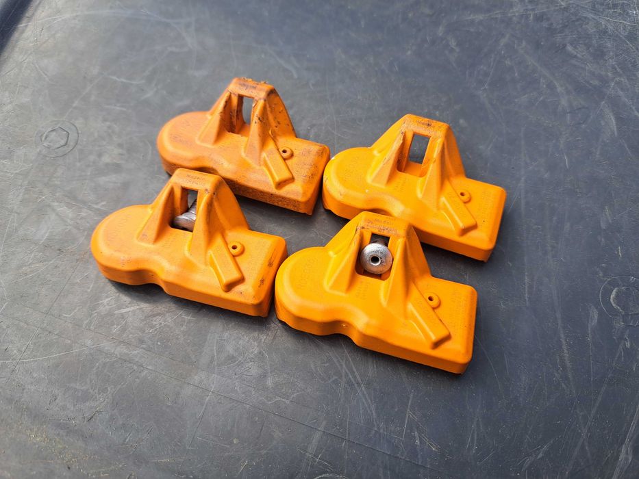 4бр. TPMS датчици за налягане VW Audi Skoda сензор вентили Мерцедес БМ