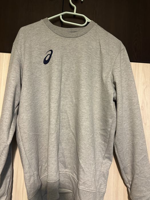 6 броя тренировъчни дрехи + 1 подарък