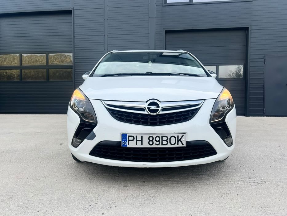 Opel Zafira C 2016 1.4benzina +GPL 140cp