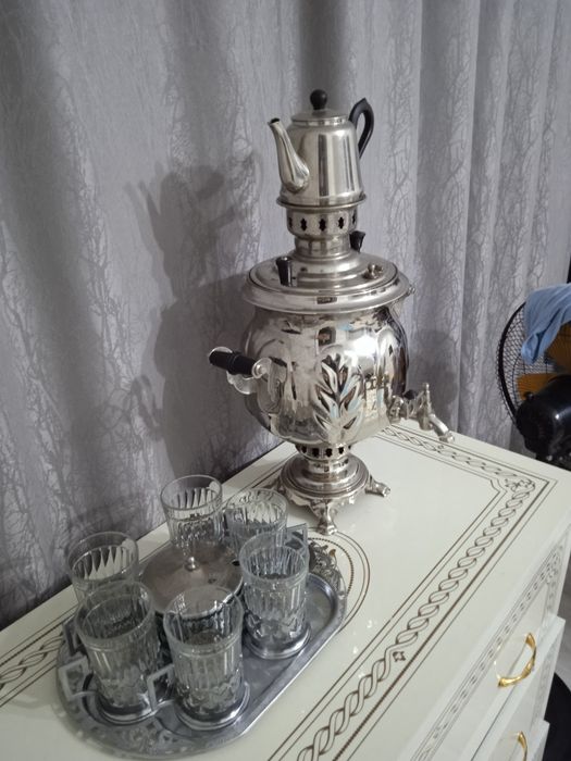 Самовар заварник набор подстаканников