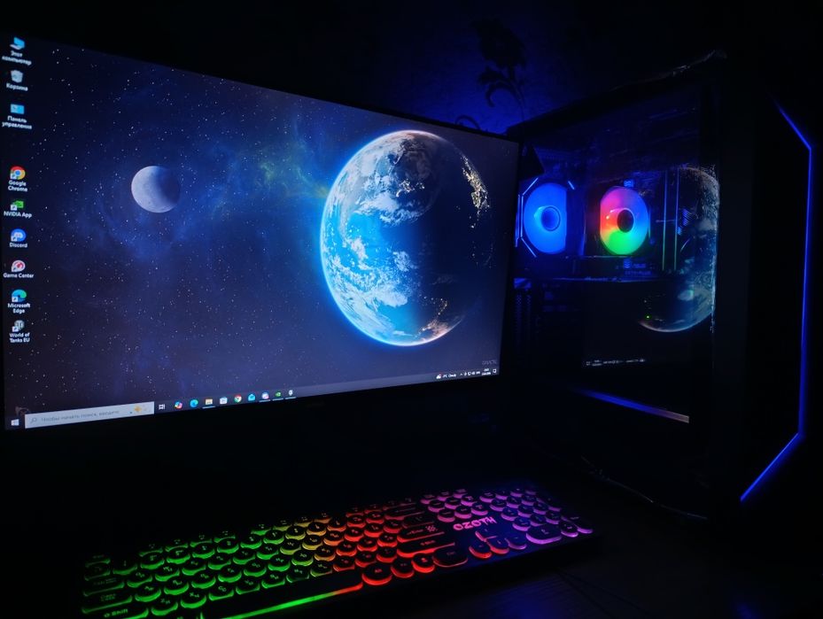 Компьютер в комплекте Intel i7 16RAM SSD HDD.