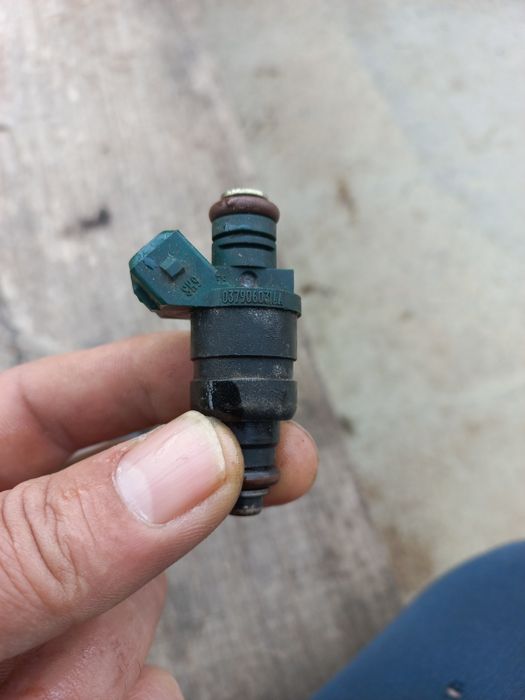 Бензинови дюзи за volkswagen. Aydi