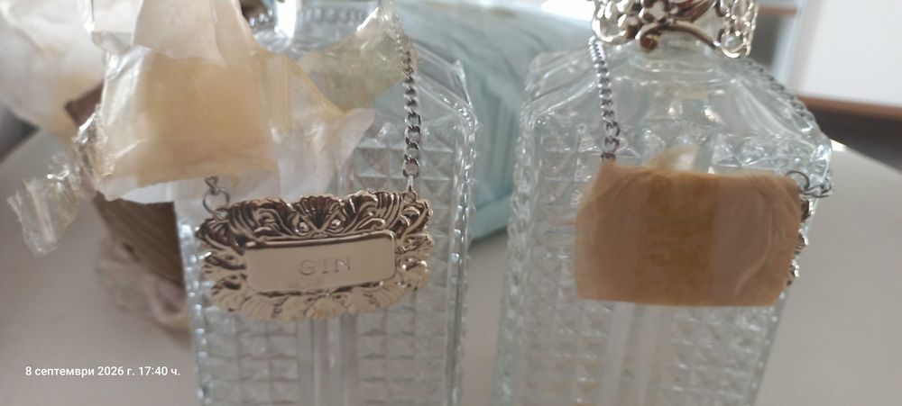 Бутилки за уиски и джин Royal  – Made in England