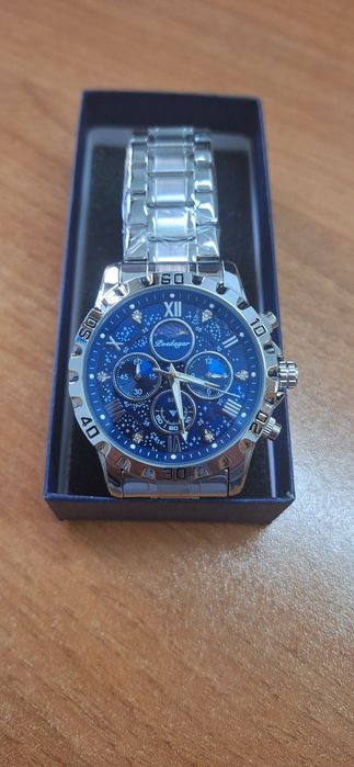 НОВ Модел Poedagar Луксозен кварцов мъжки часовник с хронограф