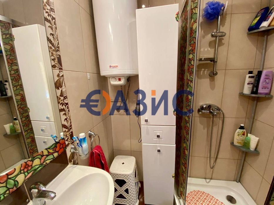 Продава се Четиристаен апартамент в к.к. Слънчев бряг - 92 кв.м за 1060 €/кв.м - Снимка #13