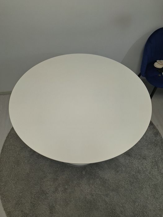 Masa rotunda diametrul de 100cm