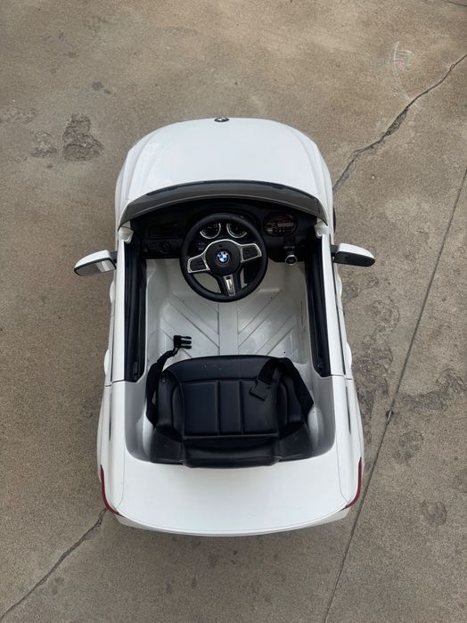 Електрическа кола BMW