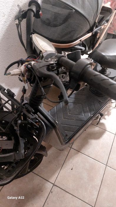 Скутер ск8 продам