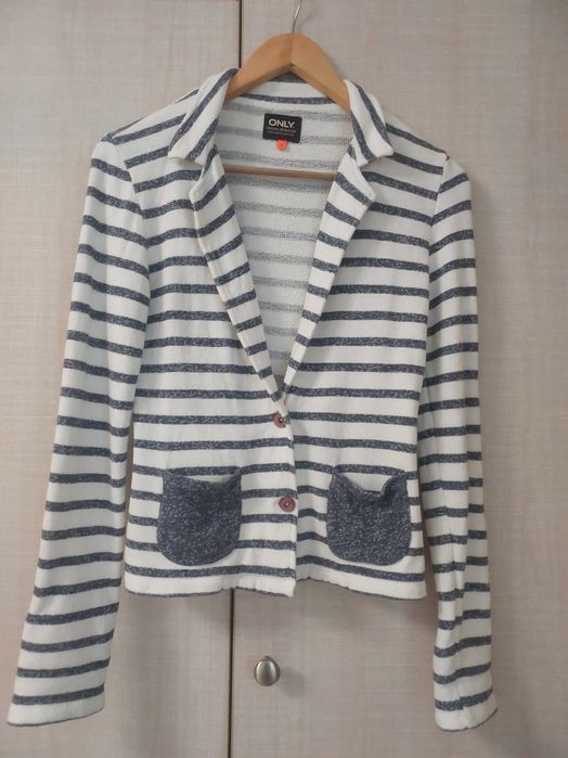 Sacou sport ONLY cu dungi alb-bleumarin 100% bumbac