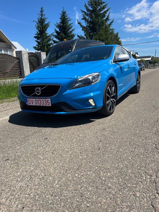 Volvo V40  R DESIGN