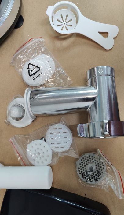 Миксер планетарный Kitfort KT1371. Новый