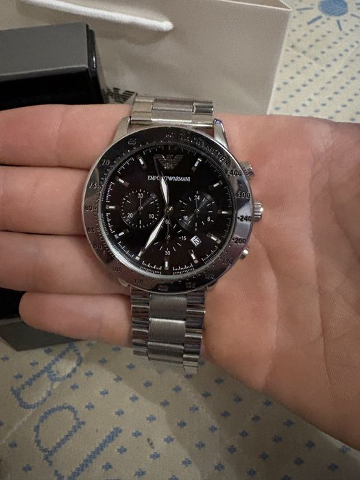 Часовник Emporio Armani