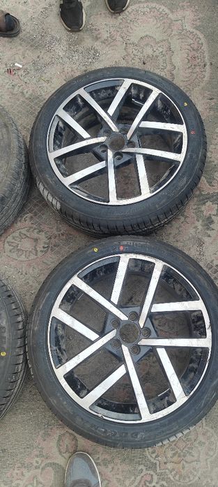 Колеса в сборе 215-45R17